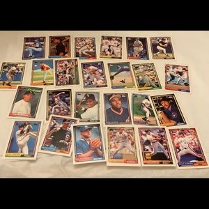 Bundle of Baseball Cards Lot 92**
